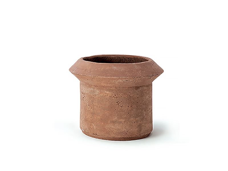 Concrete vase Lilium